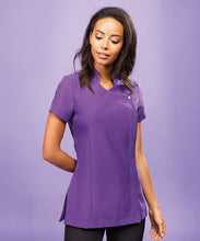 Load image into Gallery viewer, Blossom Beauty and Spa Tunic