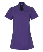 Load image into Gallery viewer, Blossom Beauty and Spa Tunic