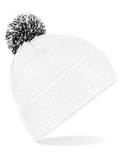 Load image into Gallery viewer, Beechfield Snowstar Beanie
